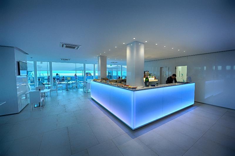 Toscana Charme Resort Tirrenia Dış mekan fotoğraf The bar at the 360° Sky Lounge