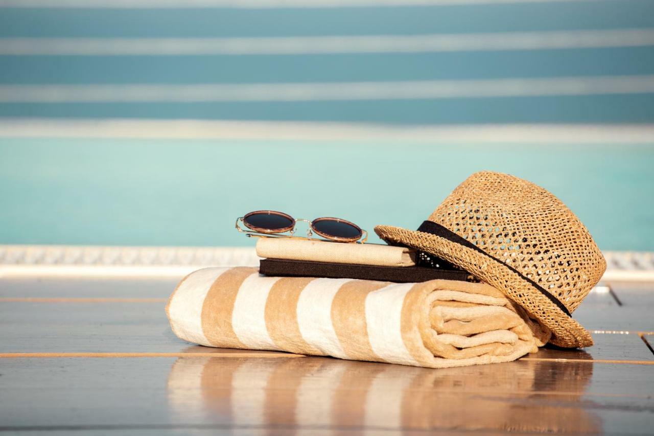 Toscana Charme Resort Tirrenia Dış mekan fotoğraf Beach towel